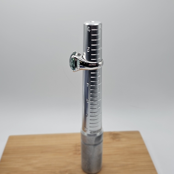 Swarovski Crystal Gemma Ring - Picture 7 of 7